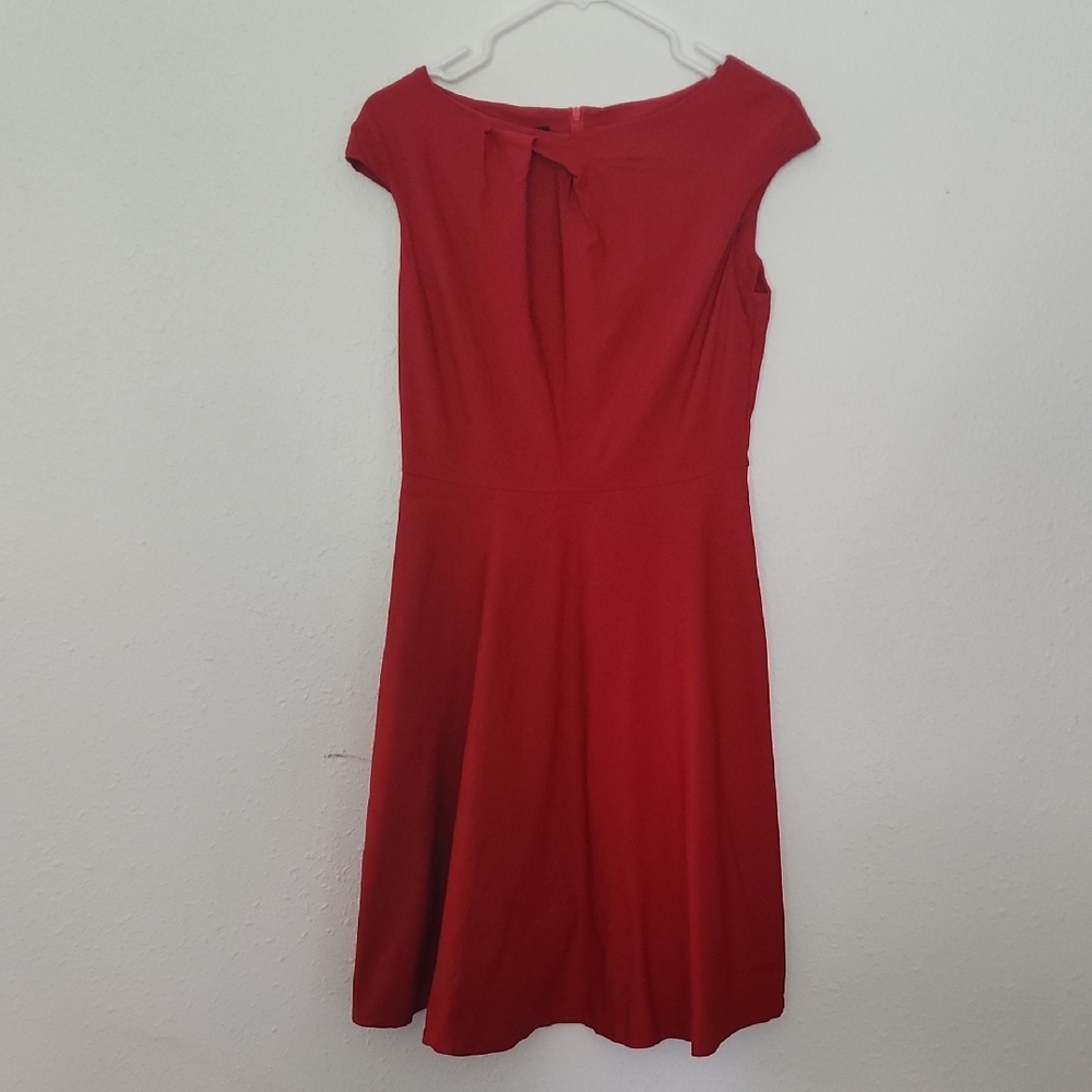 🌞2/$30 // VELJUE: Red Dress